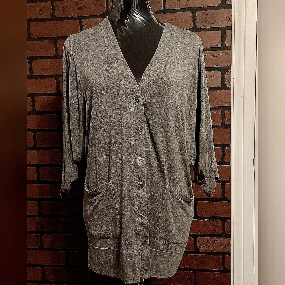 Everyday Lounge ICONE Knit Cardigan Lightweight Gray Button Down Minimalist
